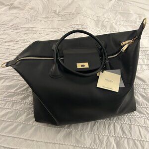 NWT Moncrief London Annie Black Leather Bag